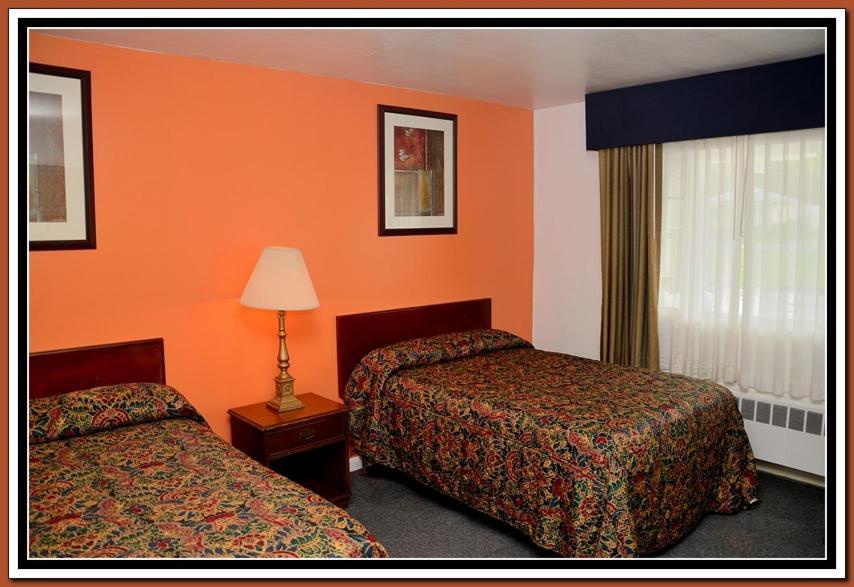 The Cardinal Inn Лурей Екстер'єр фото